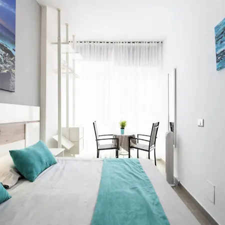 1st Line Studio Las Canteras Apartment *