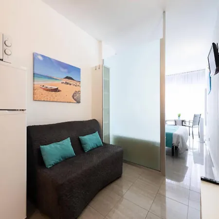1st Line Studio Las Canteras Apartment